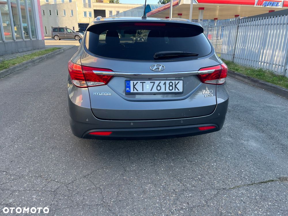 Hyundai i40 1.7 CRDi Comfort + - 5