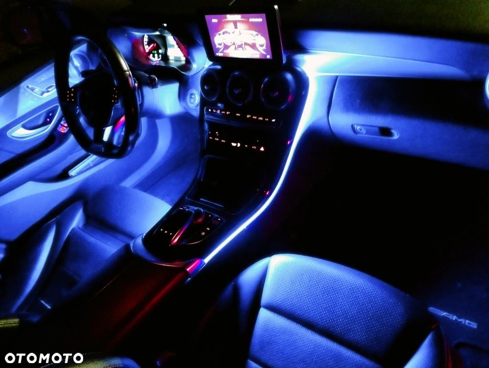 Mercedes-Benz Klasa C 300 7G-TRONIC AMG Line - 24