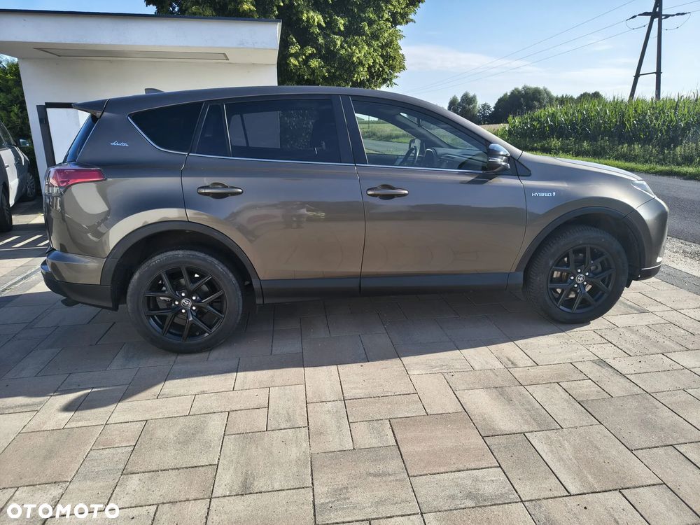 Toyota RAV4 Hybrid Prestige 4x2 - 11
