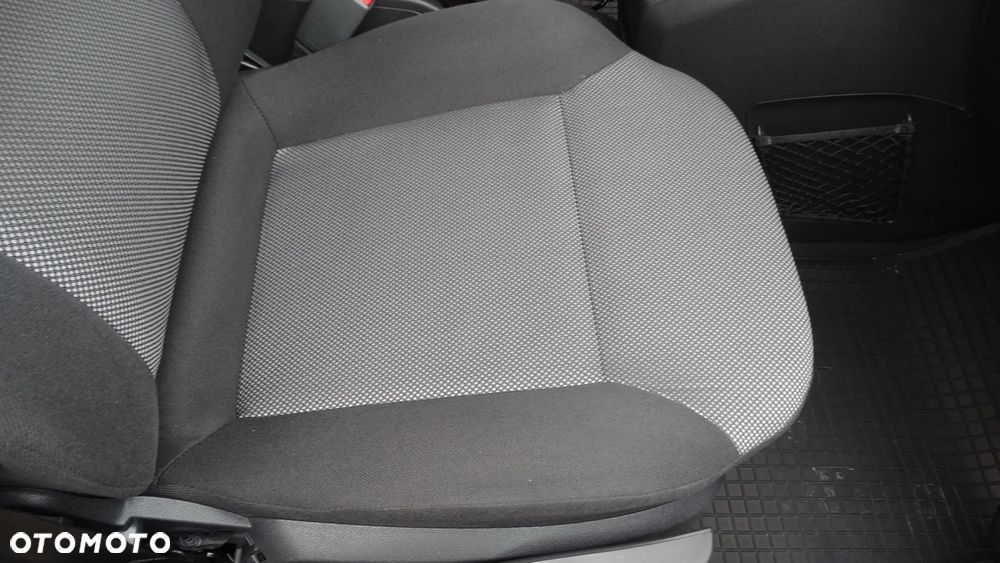 Opel Zafira - 17