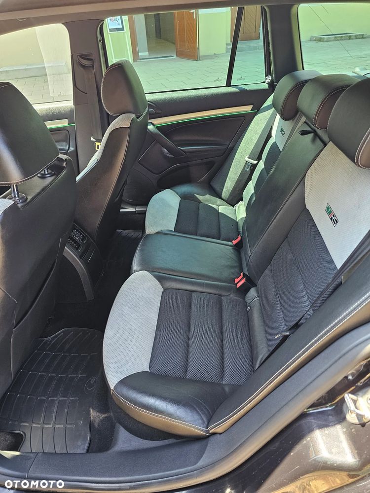 Skoda Octavia 2.0 TDI CR DPF RS - 18