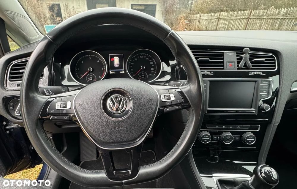 Volkswagen Golf 1.6 TDI BMT Highline - 19