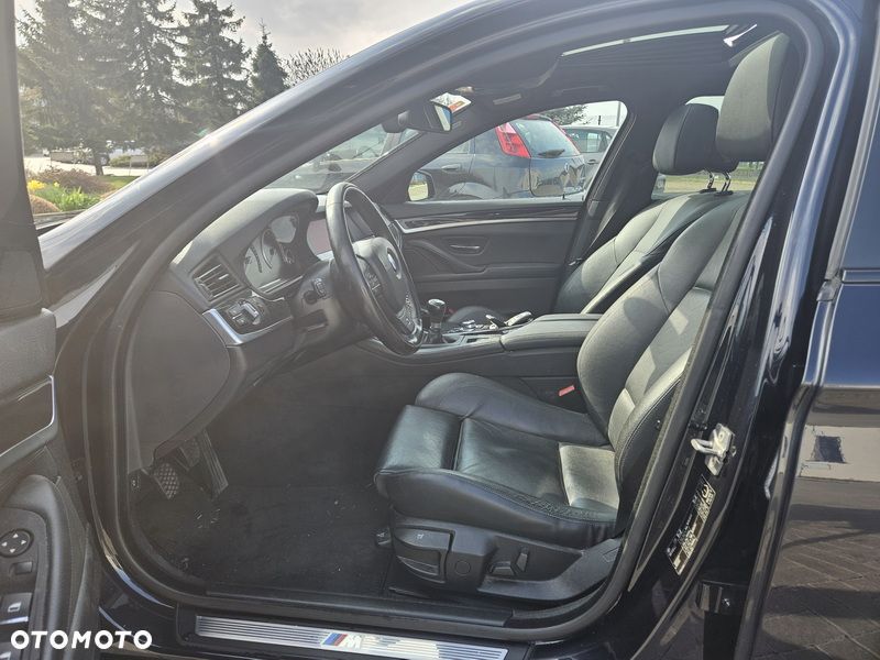 BMW Seria 5 - 28