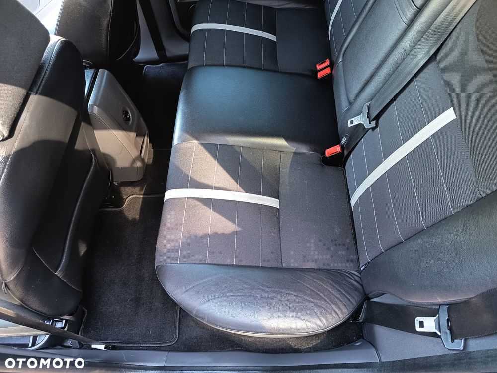 Ford Kuga 2.0 TDCi Titanium - 20