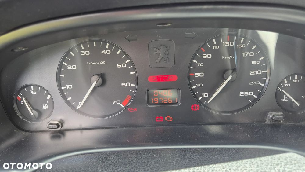 Peugeot 406 - 11