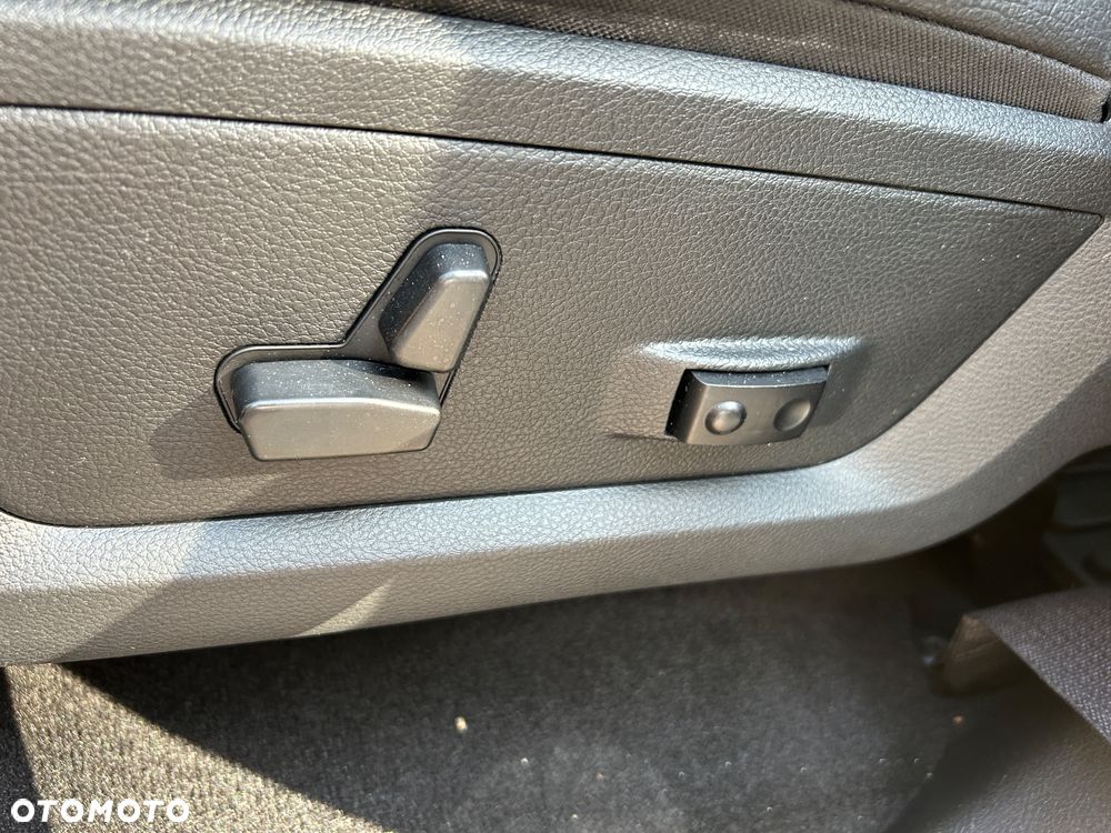 Dodge RAM 5.7 4x4 - 22