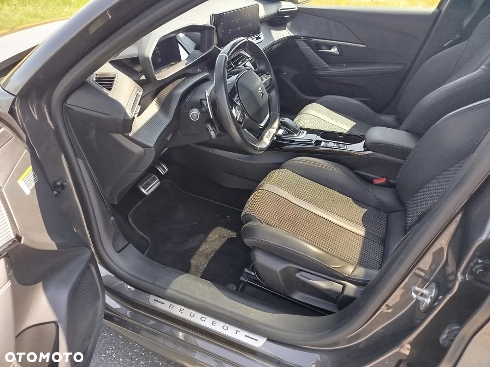 Peugeot 208 1.2 PureTech Allure S&S EAT6 - 16