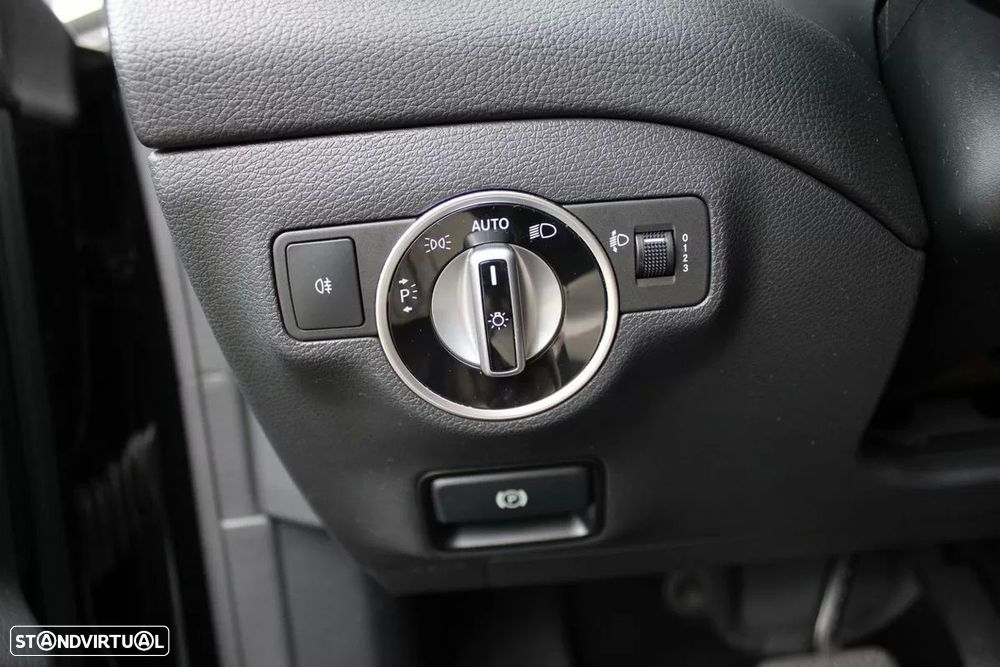 Mercedes-Benz CLA 180 d Shooting Brake Aut. - 12