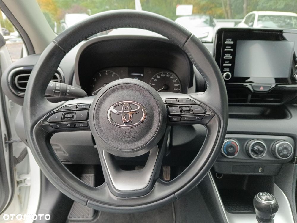 Toyota Yaris - 13