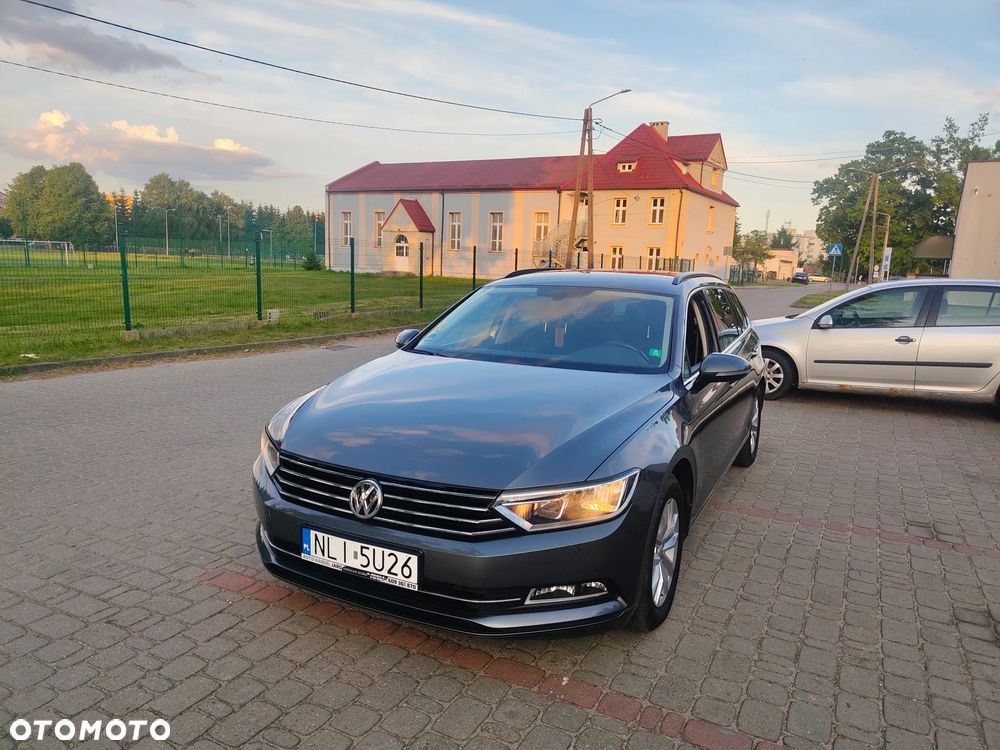 Volkswagen Passat 2.0 TDI (BlueMotion Technology) Comfortline - 17