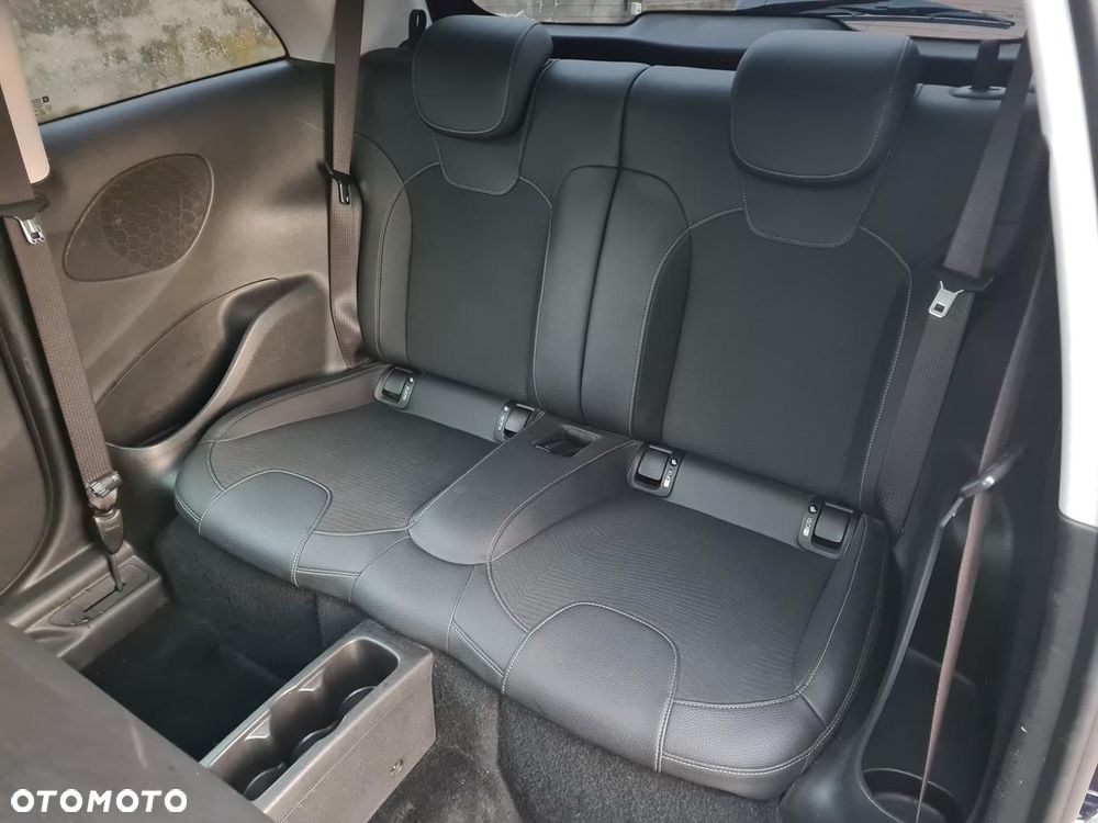 Opel Adam 1.4 Start/Stop Germany's next Topmodel - 12