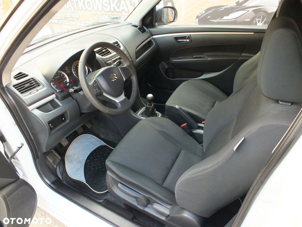 Suzuki Swift - 9