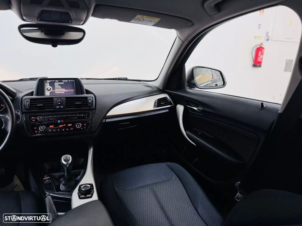 BMW 118 d Line Sport - 26