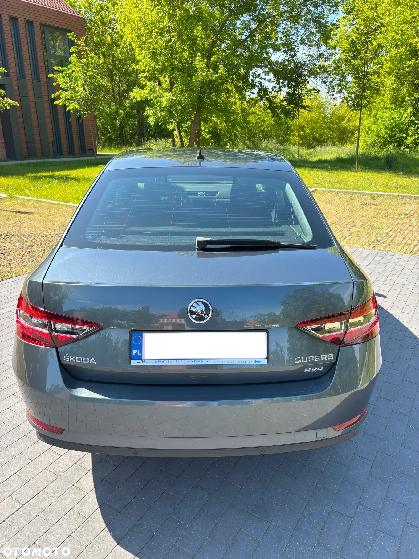Skoda Superb 2.0 TDI 4x4 Style DSG - 7