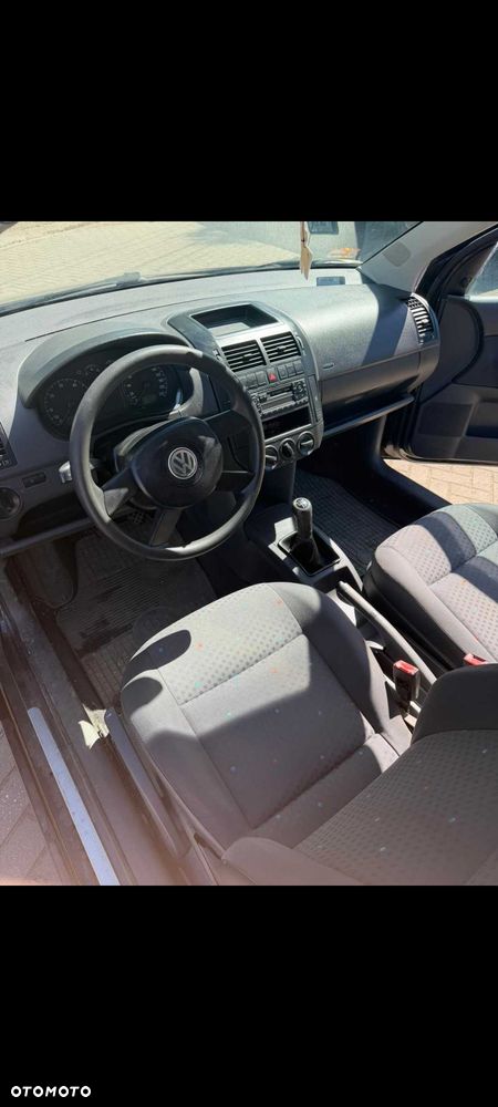 Volkswagen Polo - 5