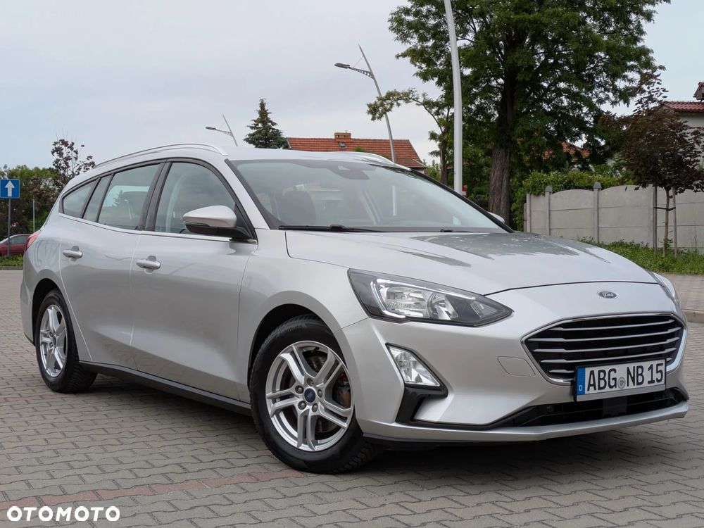 Ford Focus 1.5 EcoBlue Start-Stopp-System COOL&CONNECT - 4