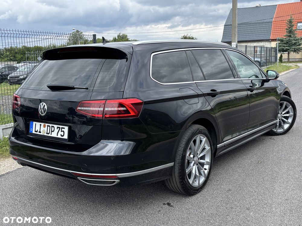 Volkswagen Passat - 4