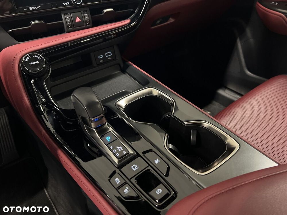 Lexus NX 350h Business AWD - 23