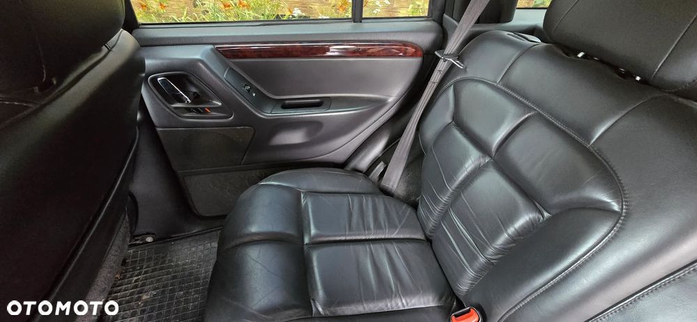 Jeep Grand Cherokee - 18