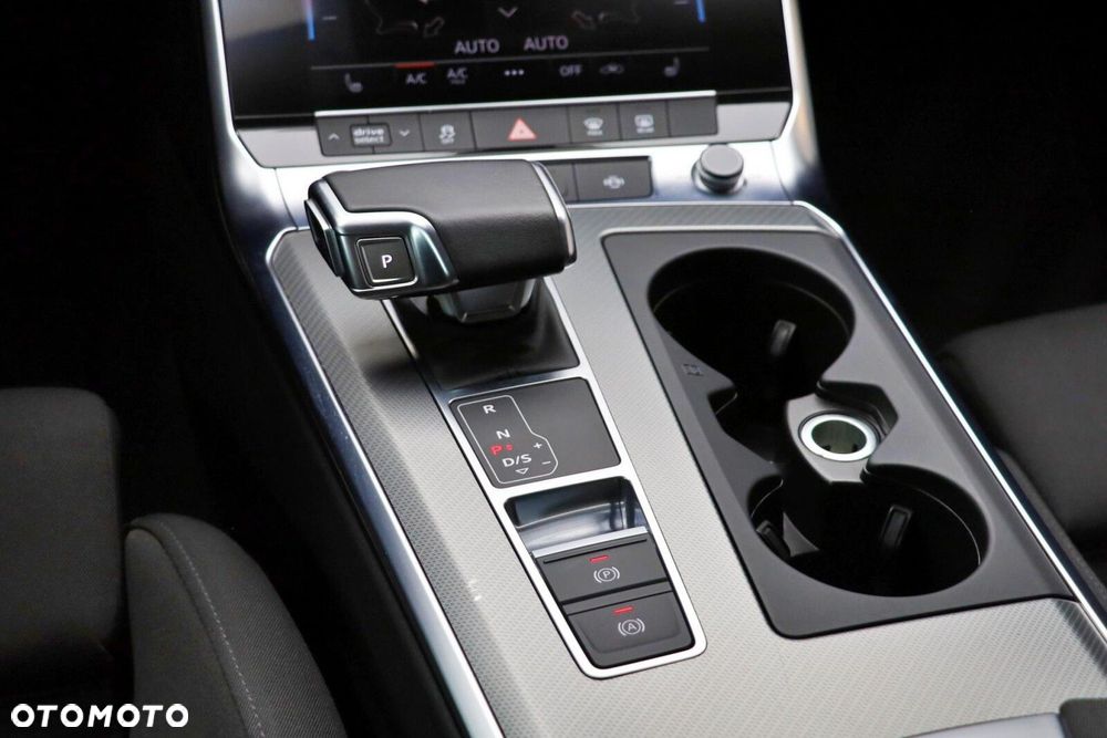 Audi A6 Avant - 29
