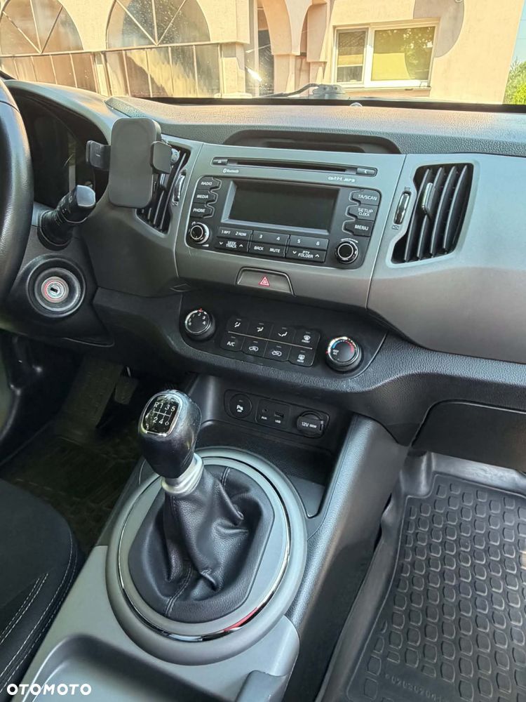 Kia Sportage 1.7 CRDI 2WD Attract - 12