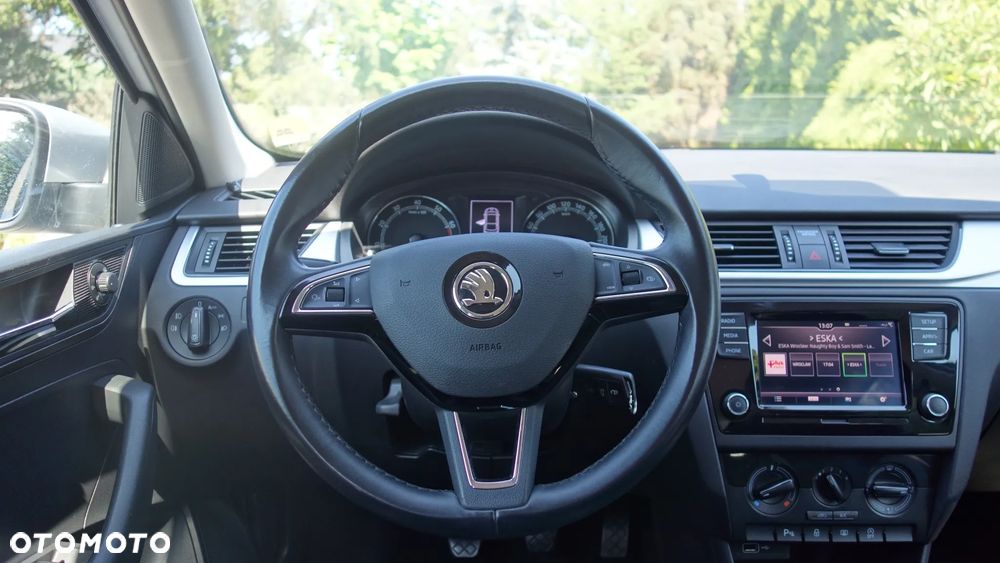 Skoda RAPID Spb 1.0 TSI Ambition - 18