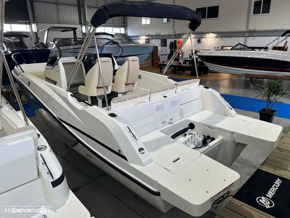 Quicksilver Activ 705 Open - 6