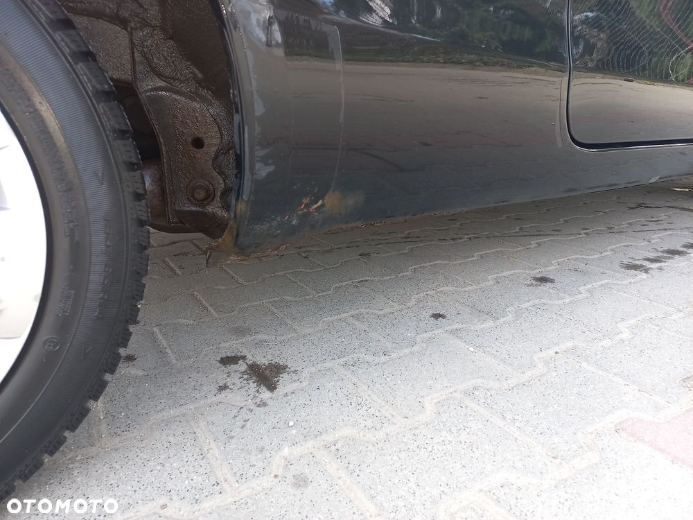 Toyota Yaris 1.0 Luna A/C - 35