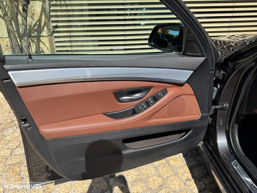 BMW 520 d Line Luxury Auto - 5