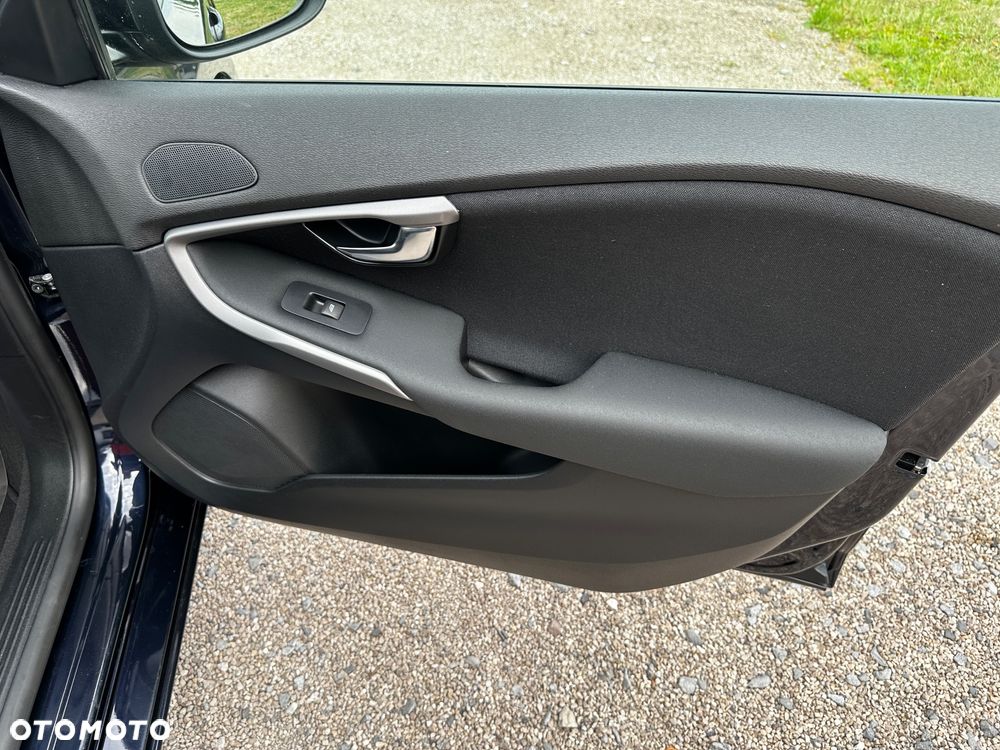Volvo V40 D2 Drive-E Kinetic - 28