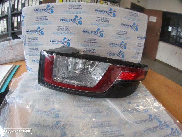 Farol Tras 20180902R LAND ROVER RANGE ROVER EVOQUE 2018 2.0D 150CV 5P BRANCO DRT HELLA - 1