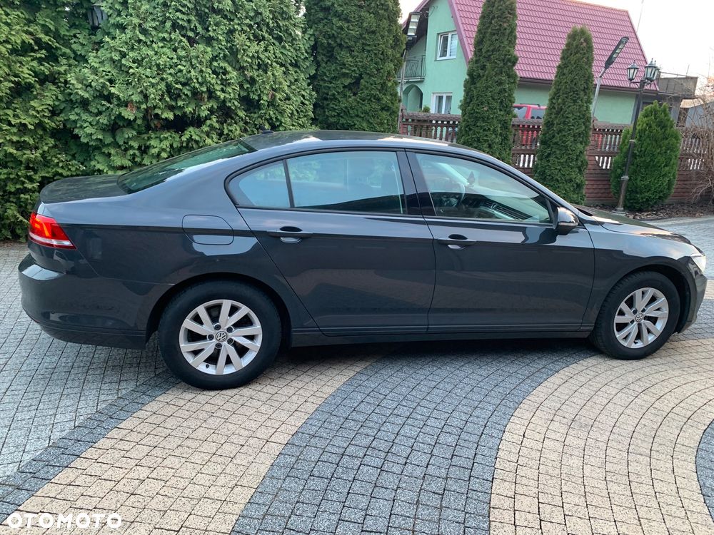 Volkswagen Passat 1.6 TDI BMT City - 10
