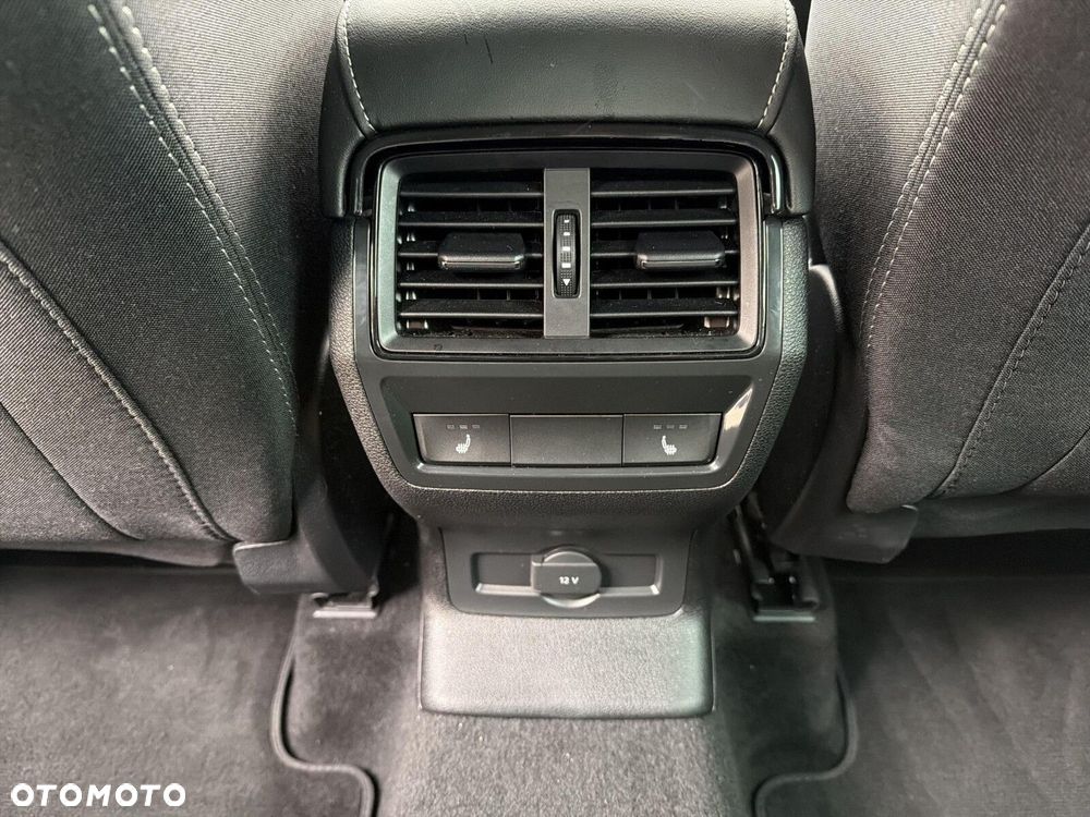 Skoda Karoq 1.5 TSI ACT Sportline DSG - 26