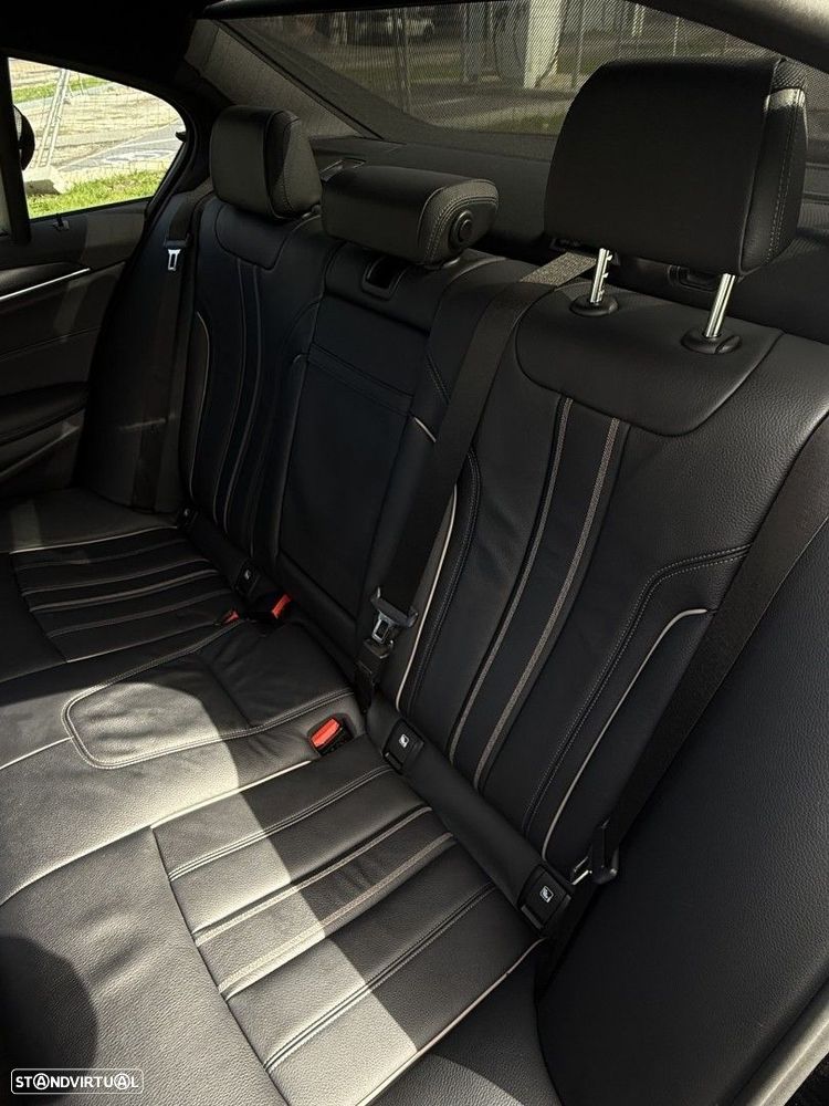 BMW 545 e xDrive Pack M - 7