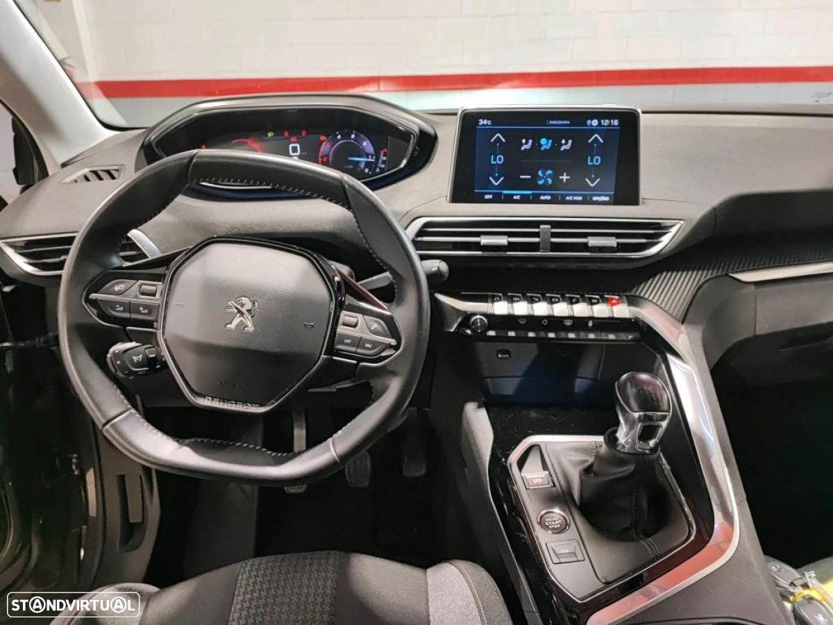 Peugeot 3008 1.5 BlueHDi Active - 4