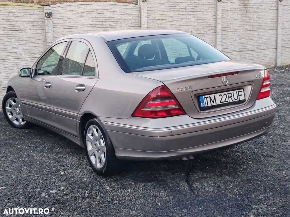 Mercedes-Benz C - 3