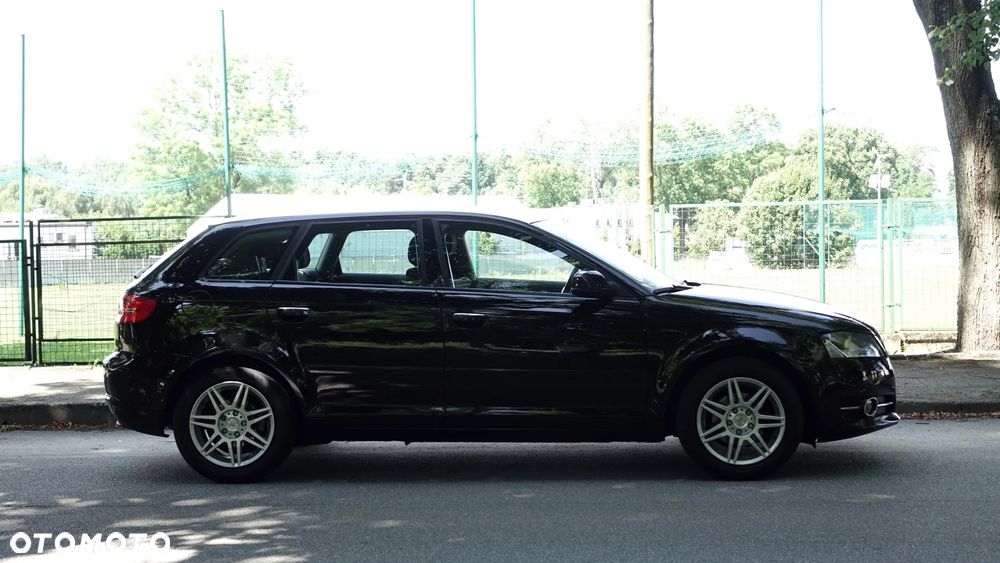 Audi A3 Sportback - 36