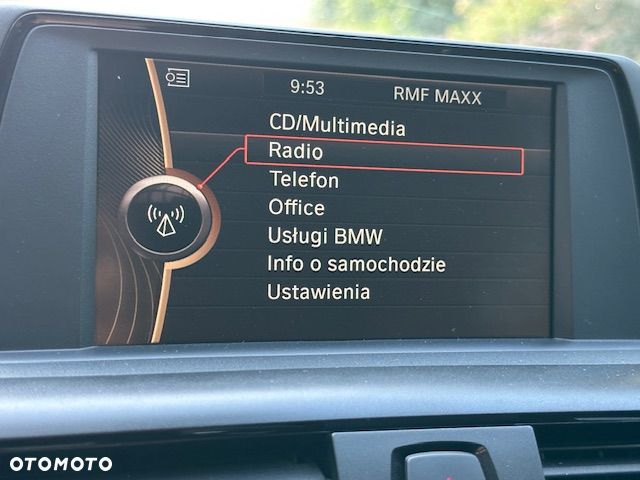BMW Seria 1 118i Sport Line - 31