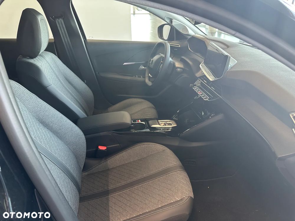 Peugeot 208 1.2 mHEV Allure e-DCS6 - 22