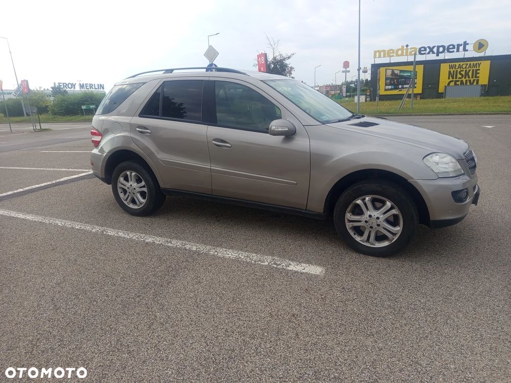 Mercedes-Benz ML 300 CDI BlueEff 4-Matic - 4