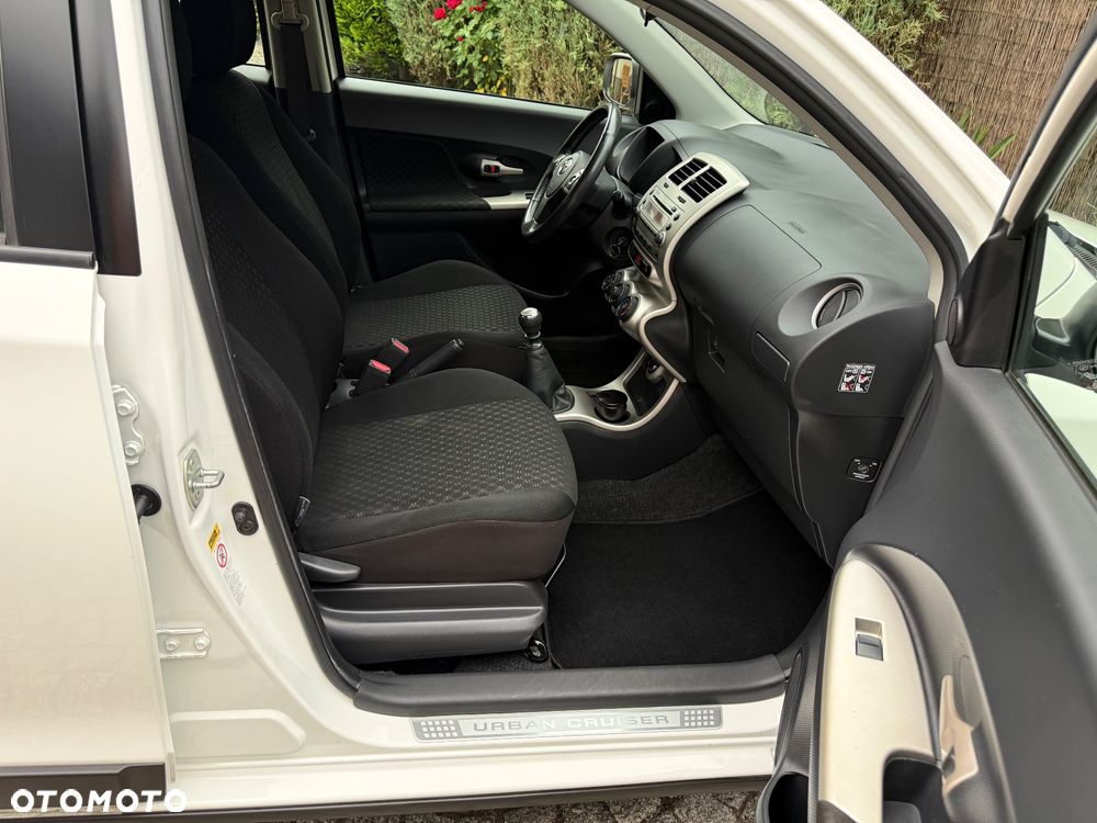 Toyota Urban Cruiser 1.33 4x2 Town - 26
