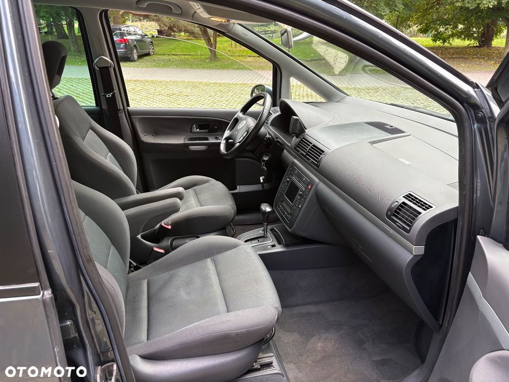 Volkswagen Sharan - 12