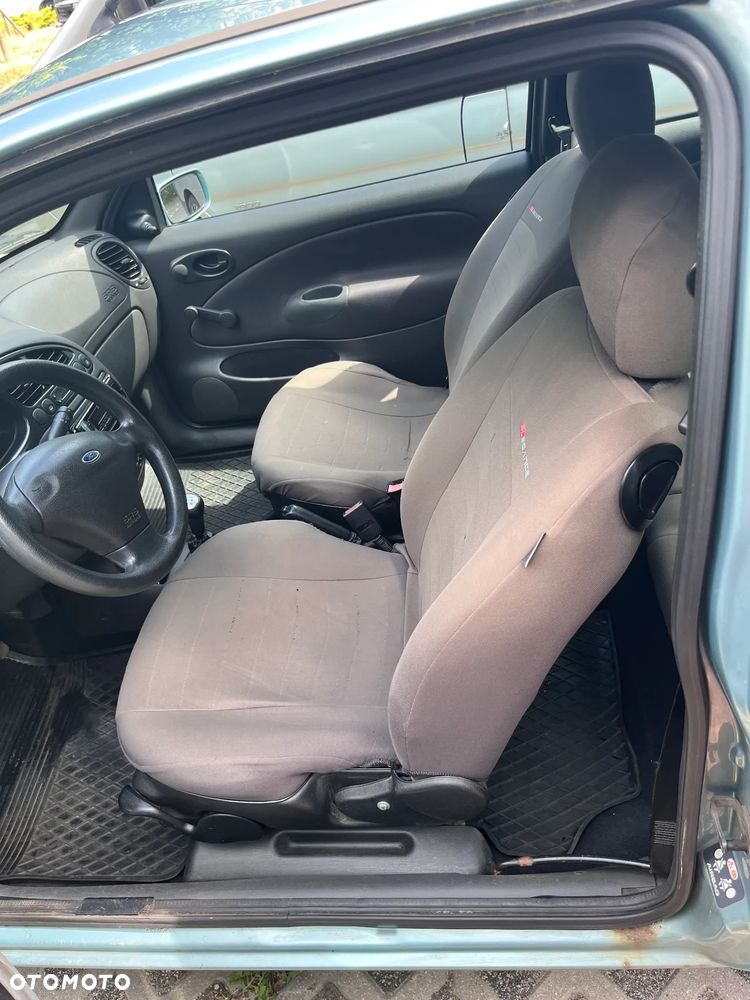 Ford Fiesta - 20