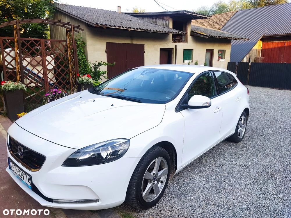 Volvo V40 D2 Base - 1