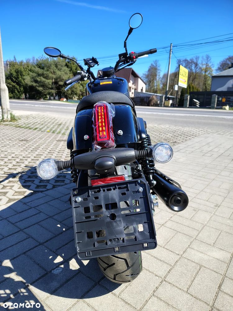 QJMOTOR SRV 125V - 8