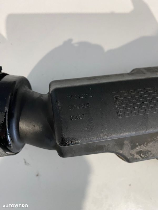 Rezonator turbo Volvo XC90 S60 V70 XC70 2003-2013 30740895 30740896 - 3