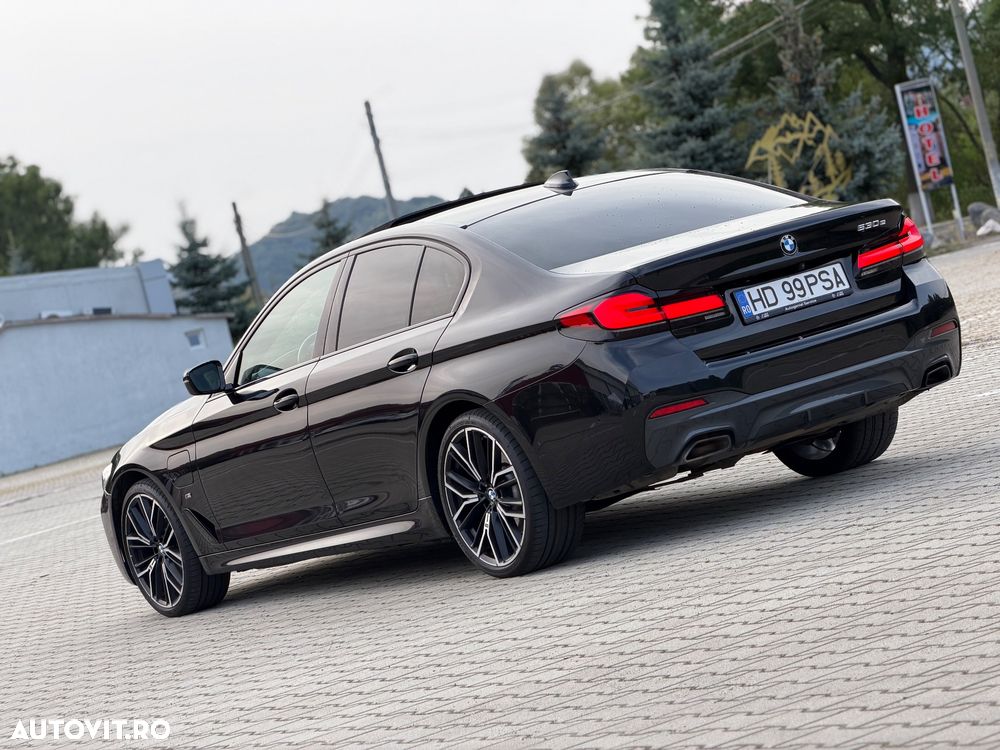 BMW Seria 5 530e Aut. M Sport Edition - 10