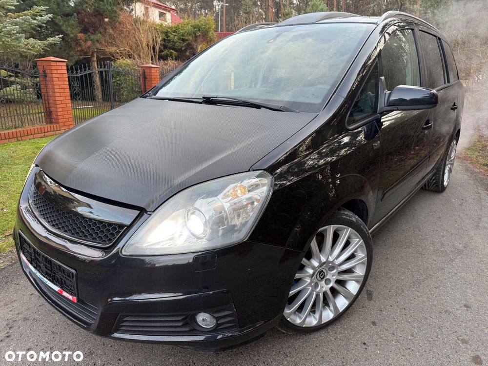 Opel Zafira 2.0 Turbo Sport - 1