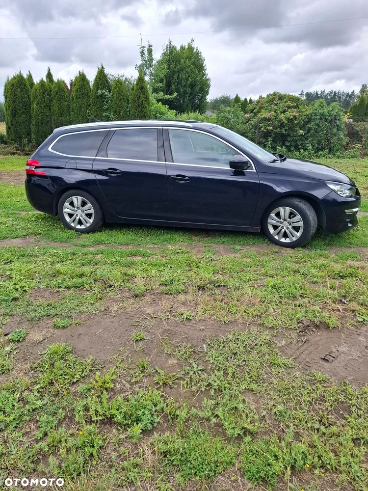 Peugeot 308 2014 photo 4