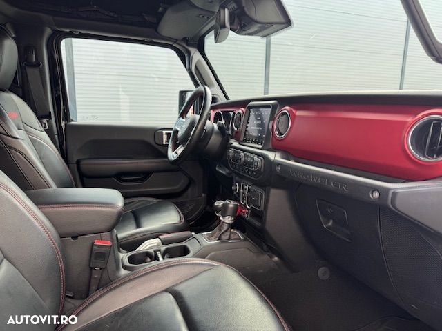 Jeep Wrangler Unlimited 2.0 Turbo AT8 Rubicon - 6